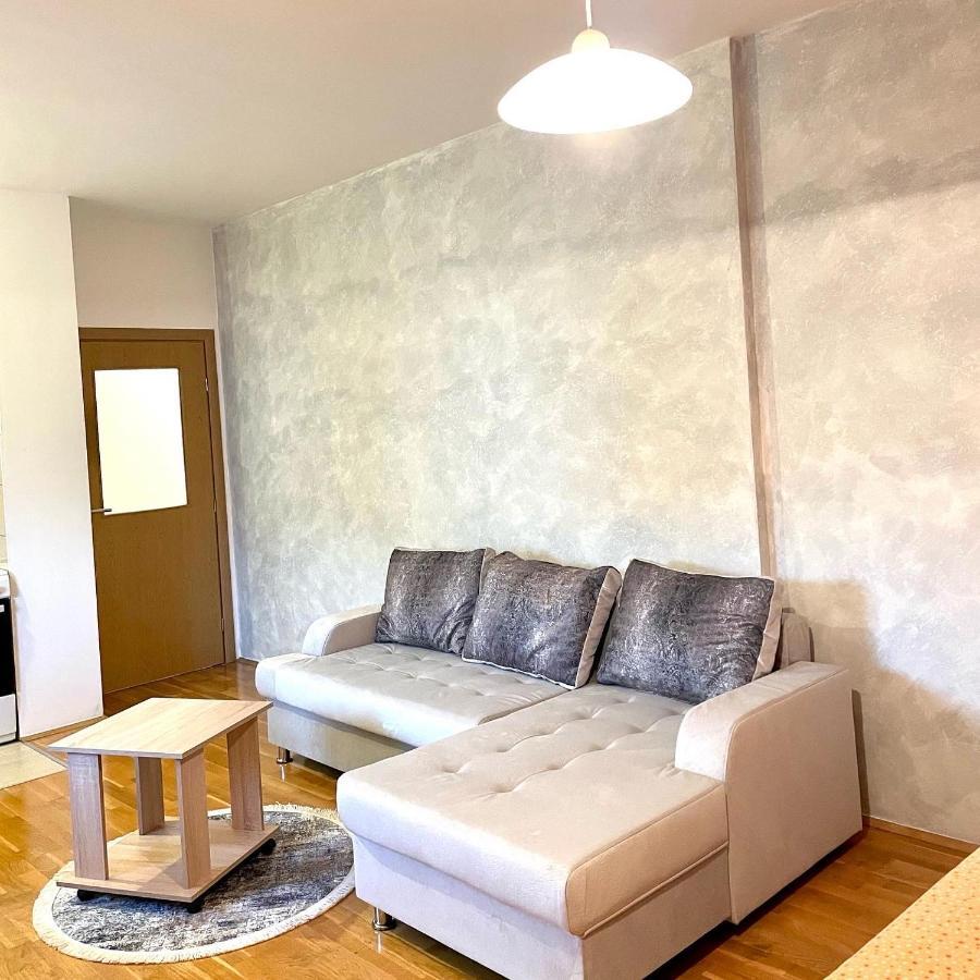 Naki Apartmani 포드고리차 외부 사진
